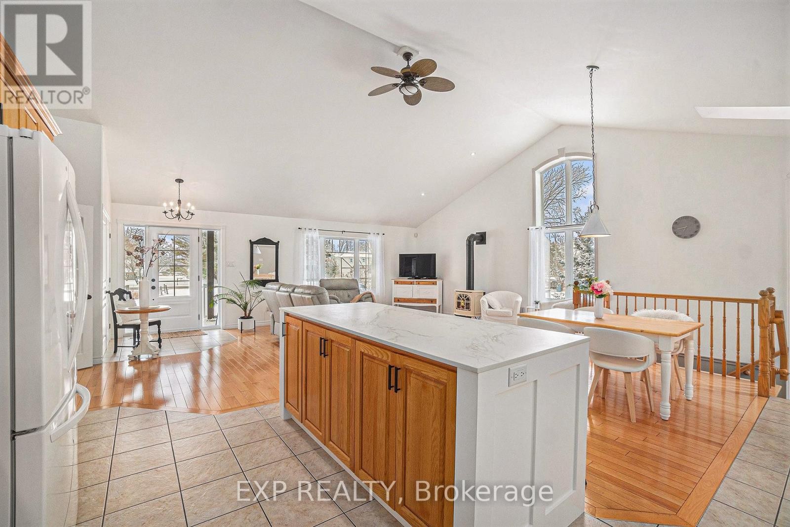 












1508 ST ANDRE ROAD

,
Russell,




Ontario
K0A1W0


