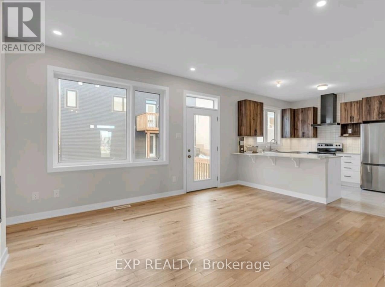 












438 EPOCH STREET

,
Ottawa,




Ontario
K2J6X7

