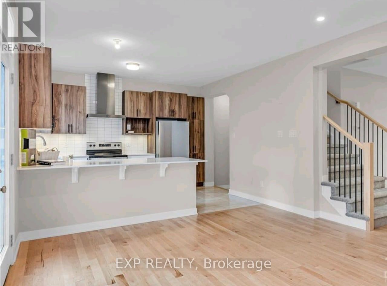 












438 EPOCH STREET

,
Ottawa,




Ontario
K2J6X7

