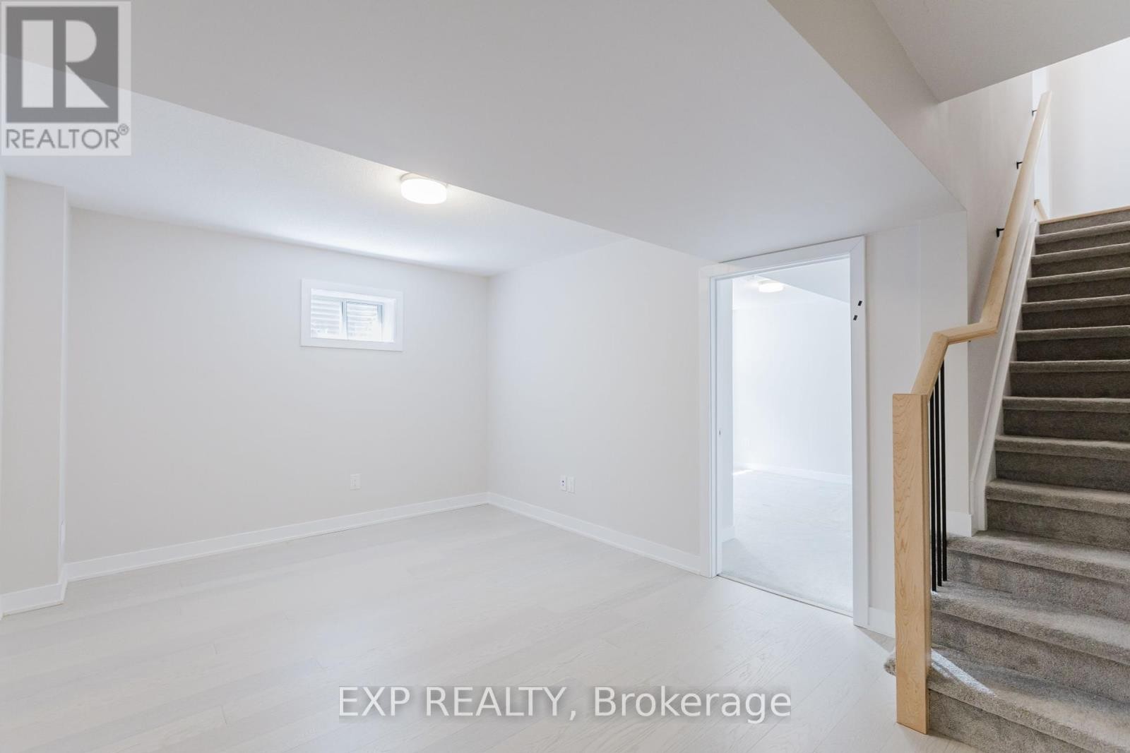 












438 EPOCH STREET

,
Ottawa,




Ontario
K2J6X7

