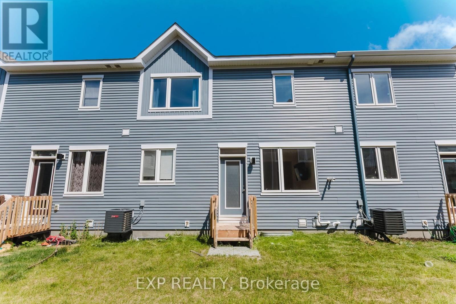 












438 EPOCH STREET

,
Ottawa,




Ontario
K2J6X7

