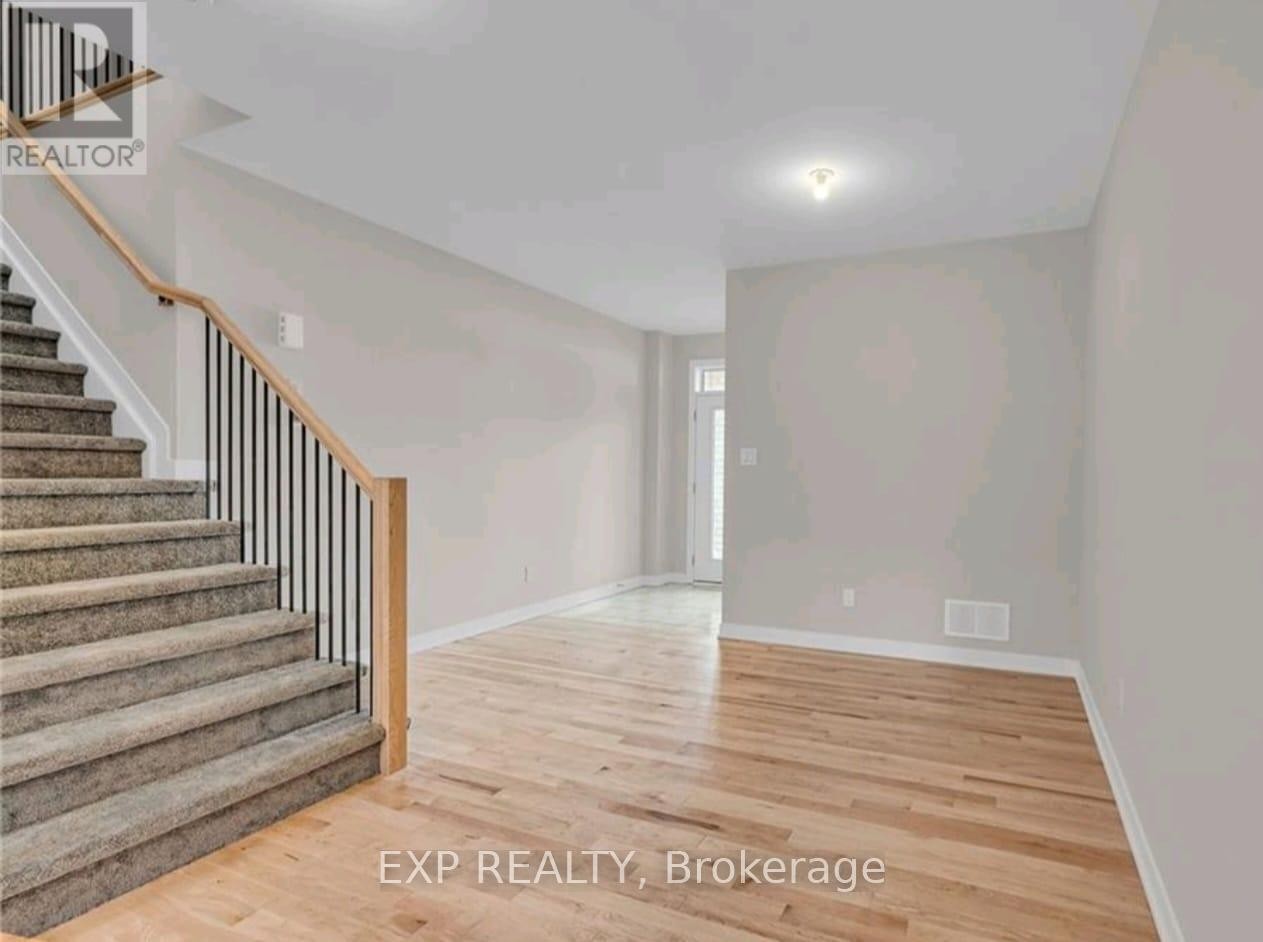 












438 EPOCH STREET

,
Ottawa,




Ontario
K2J6X7

