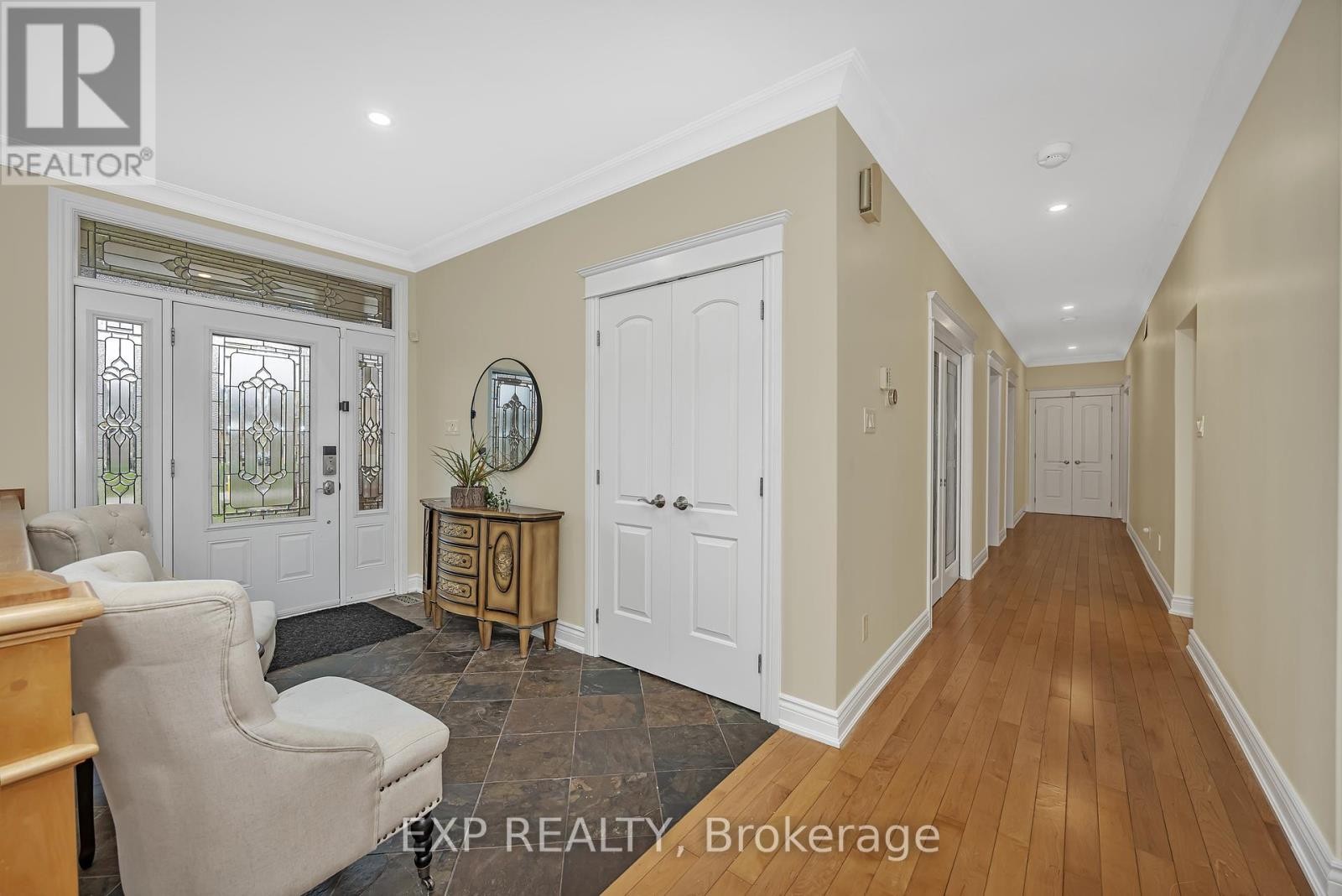 












6703 SUNCREST DRIVE

,
Ottawa,




Ontario
K4P0B4


