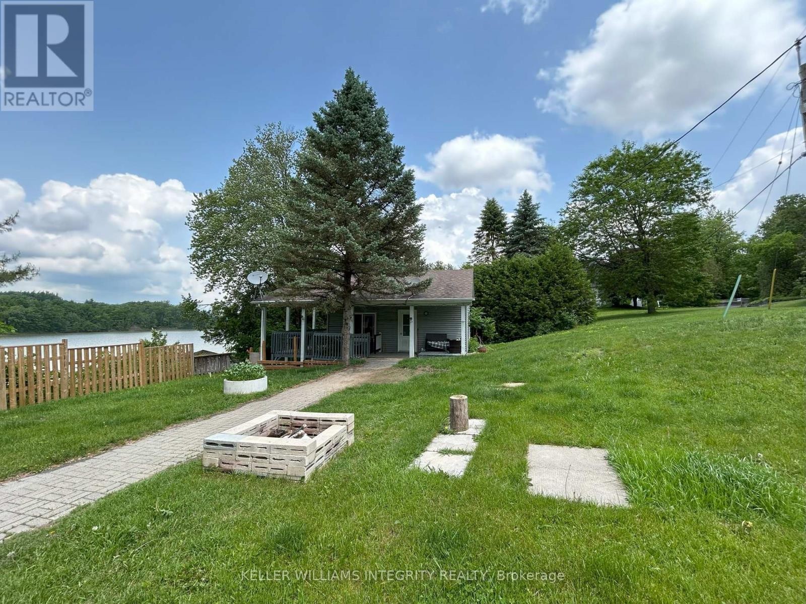 












61 LECLAIR ROAD W

,
Alfred and Plantagenet,




Ontario
K0B1L0

