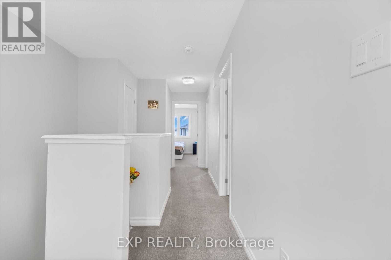 












560 FLAGSTAFF DRIVE

,
Ottawa,




Ontario
K2J6W1

