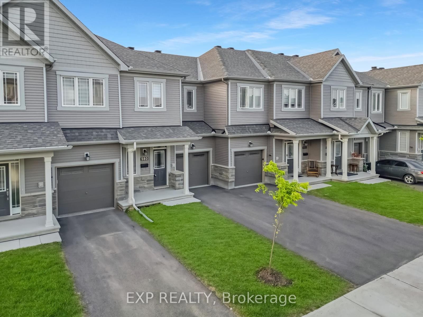 












560 FLAGSTAFF DRIVE

,
Ottawa,




Ontario
K2J6W1

