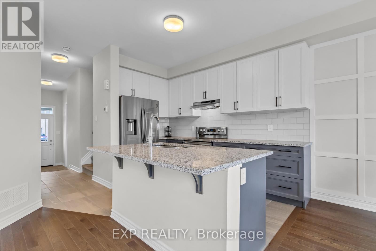 












560 FLAGSTAFF DRIVE

,
Ottawa,




Ontario
K2J6W1

