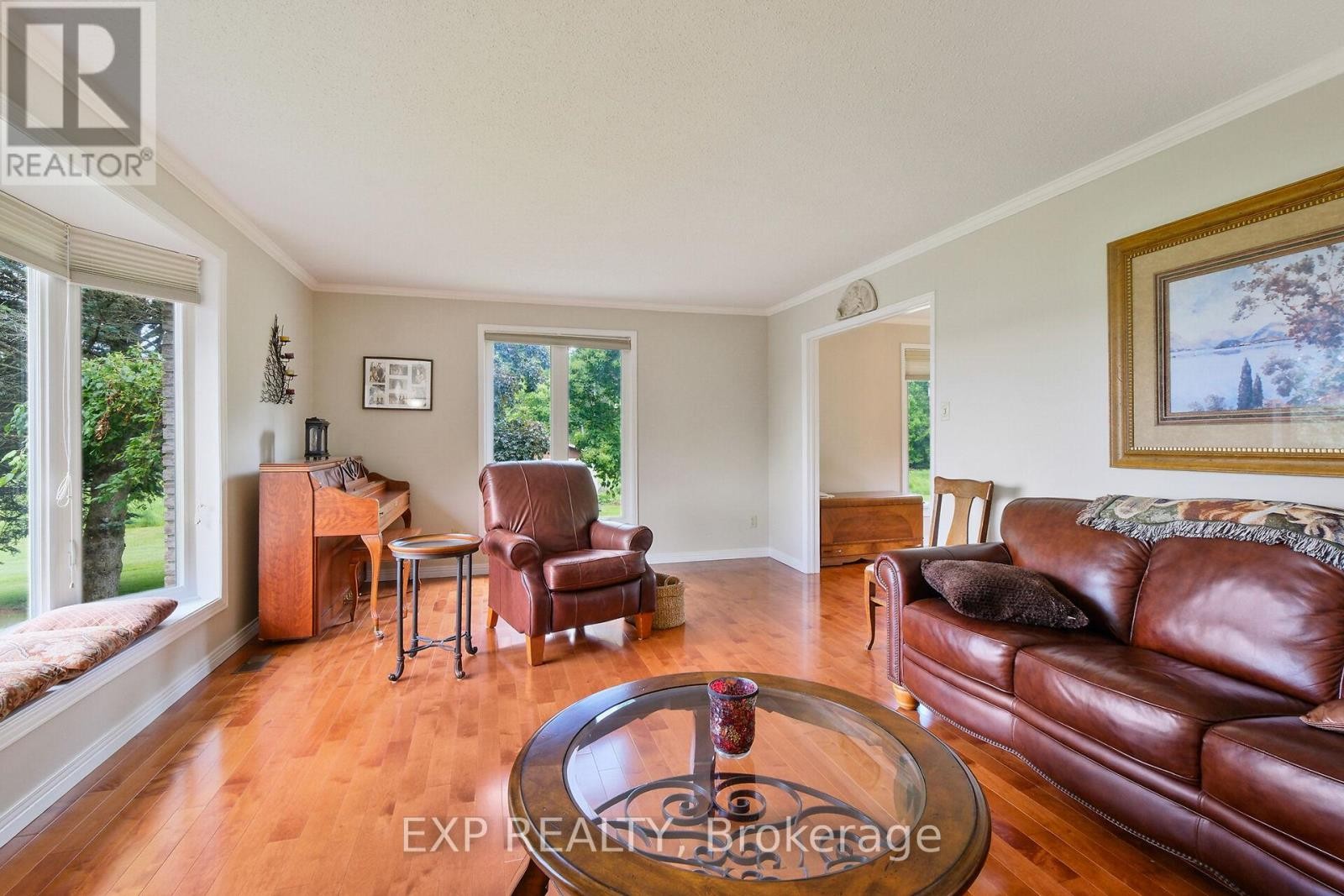 












1376 MACDONALD ROAD

,
Russell,




Ontario
K4R0K1

