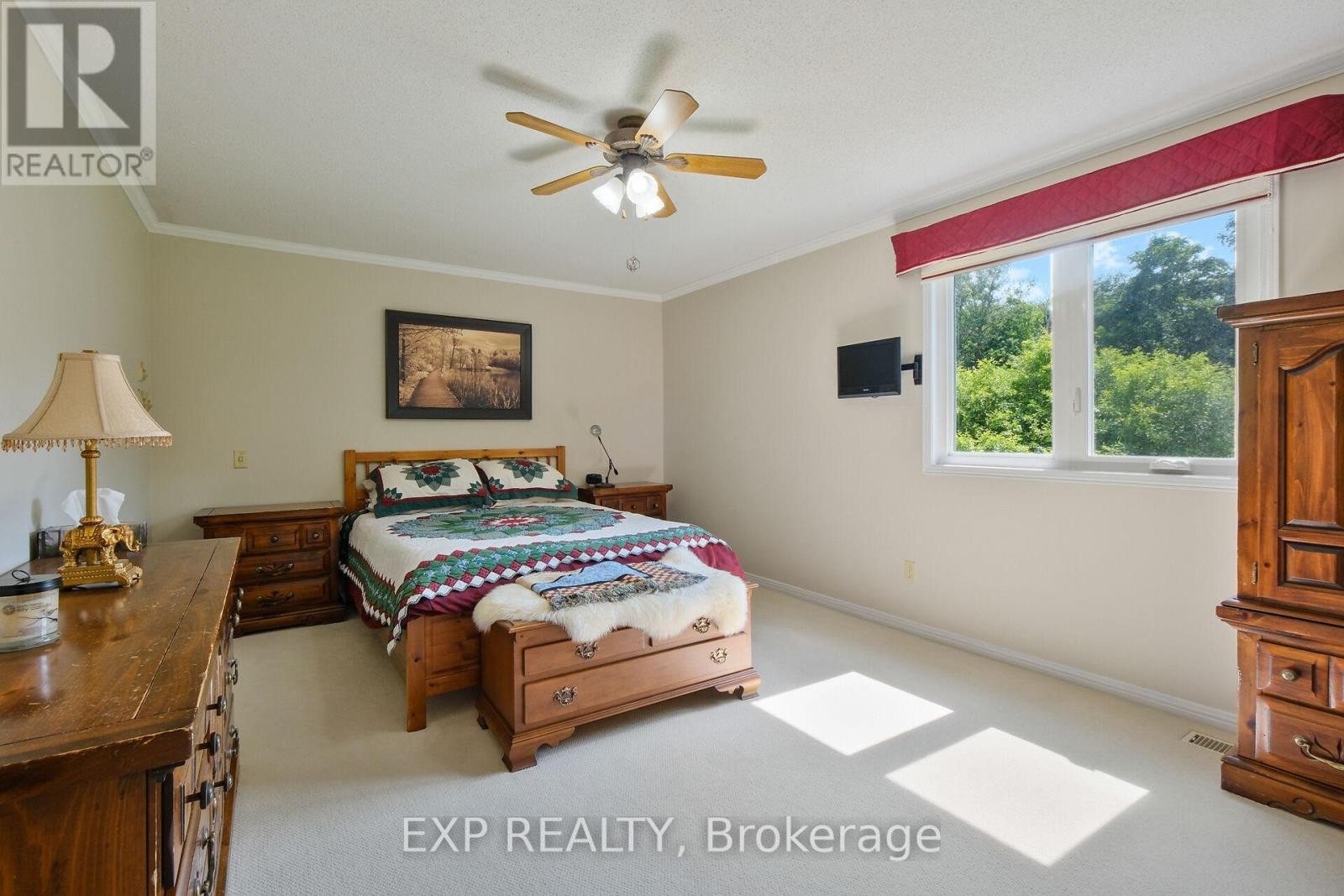 












1376 MACDONALD ROAD

,
Russell,




Ontario
K4R0K1

