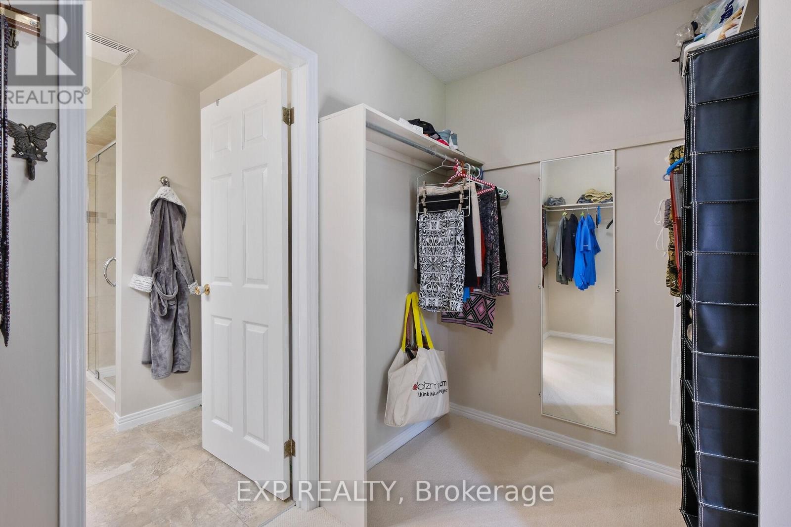 












1376 MACDONALD ROAD

,
Russell,




Ontario
K4R0K1

