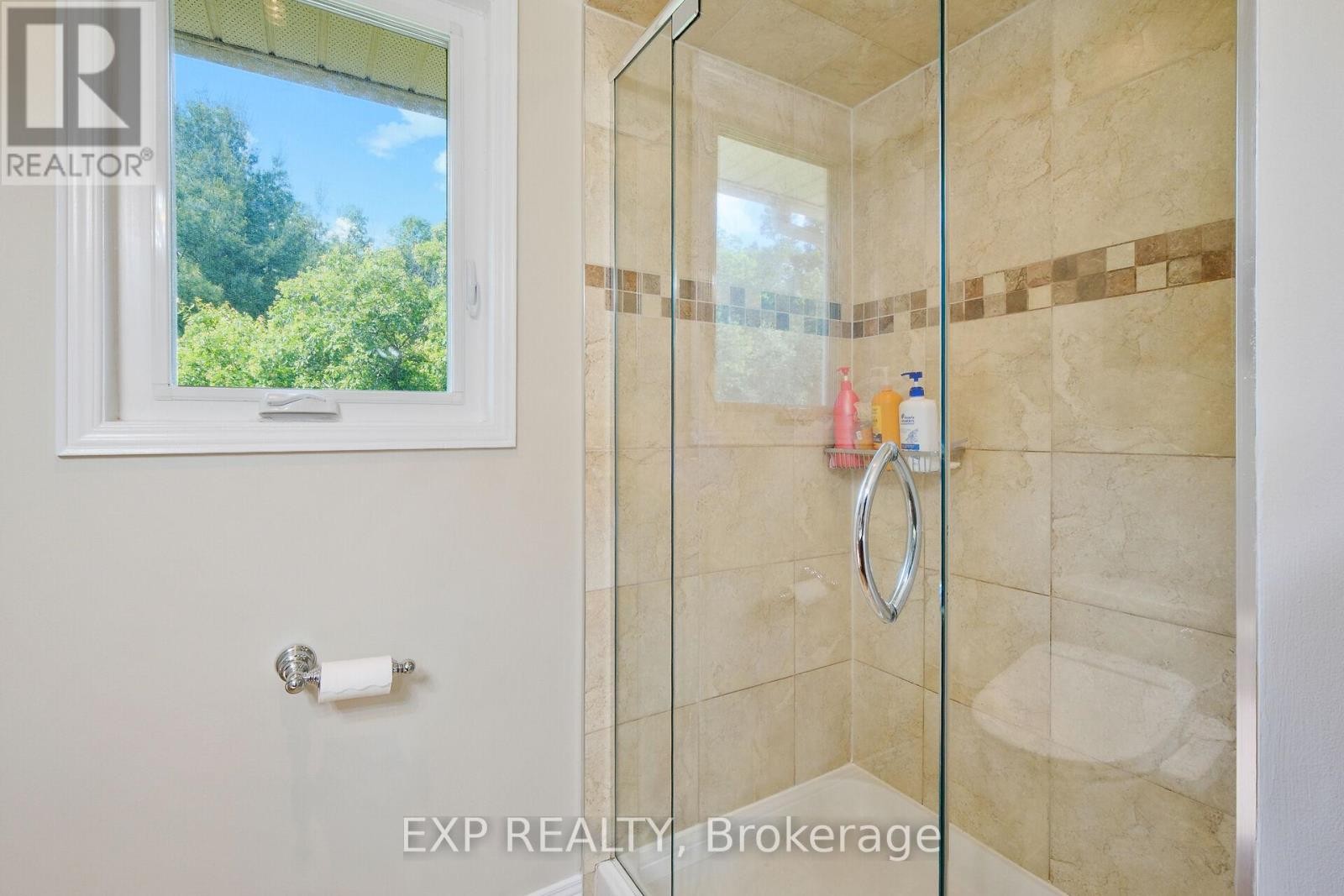 












1376 MACDONALD ROAD

,
Russell,




Ontario
K4R0K1

