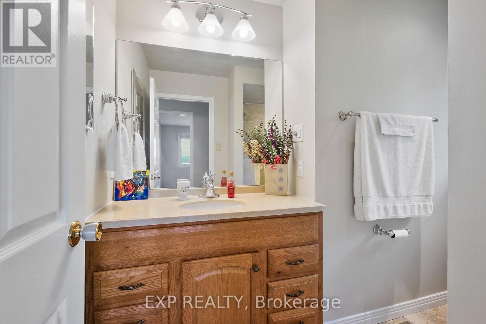 












1376 MACDONALD ROAD

,
Russell,




Ontario
K4R0K1

