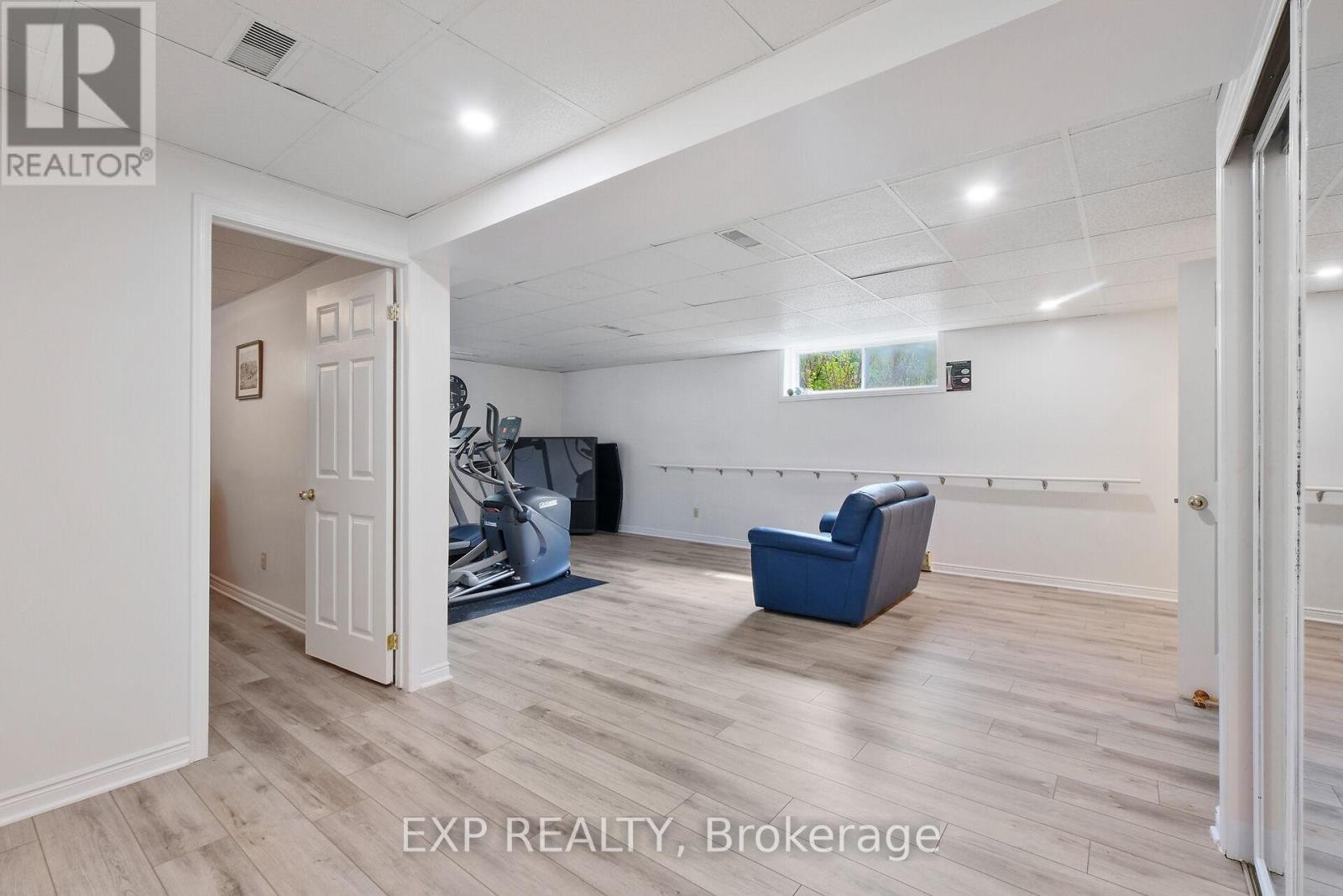 












1376 MACDONALD ROAD

,
Russell,




Ontario
K4R0K1

