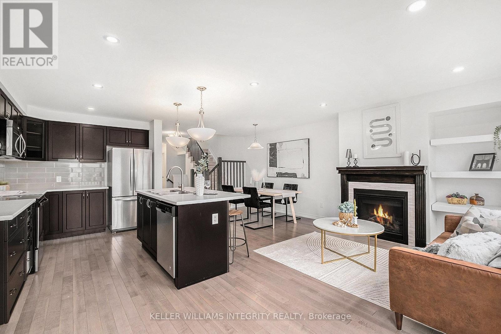 












305 LIPIZZANER STREET

,
Ottawa,




Ontario
K2S0X8

