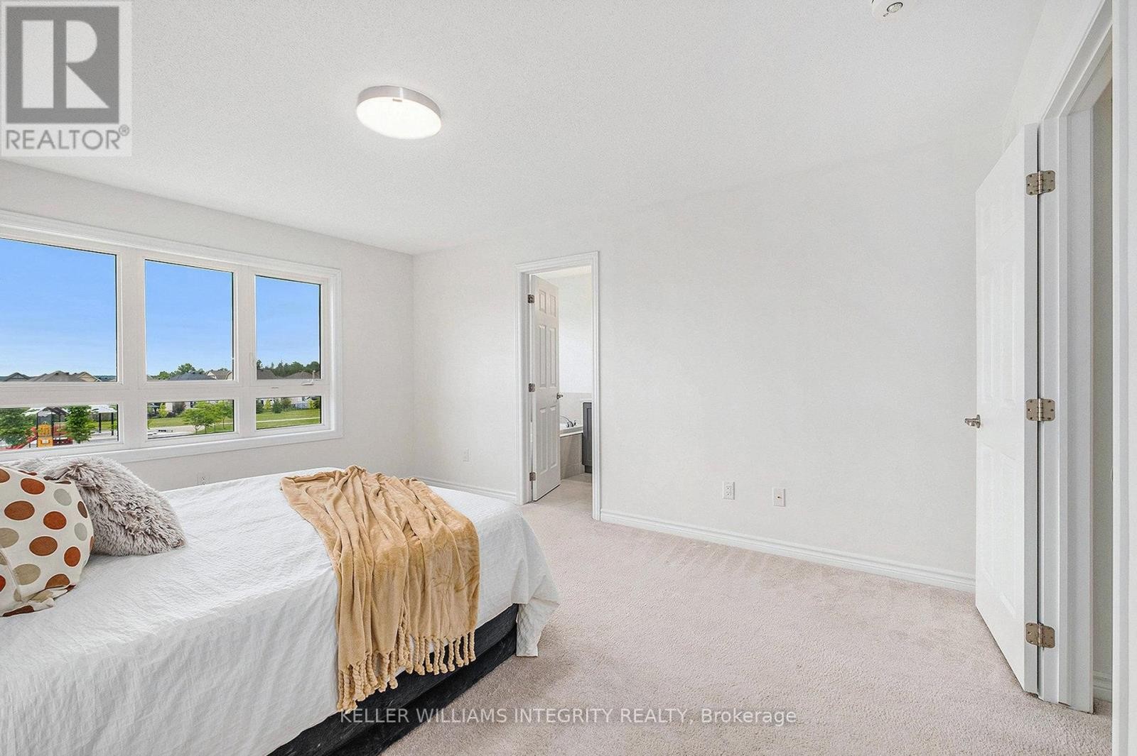 












305 LIPIZZANER STREET

,
Ottawa,




Ontario
K2S0X8

