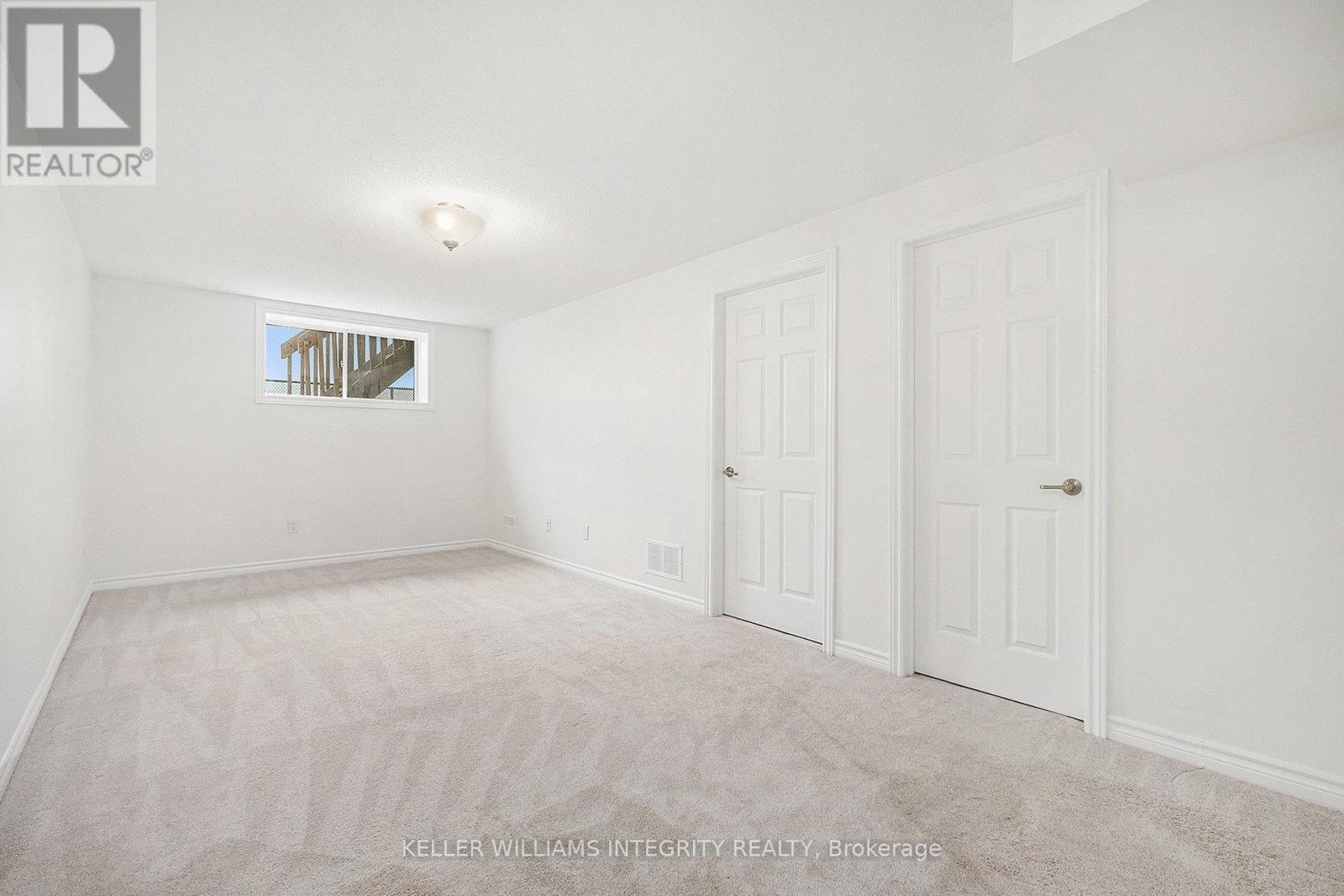 












305 LIPIZZANER STREET

,
Ottawa,




Ontario
K2S0X8

