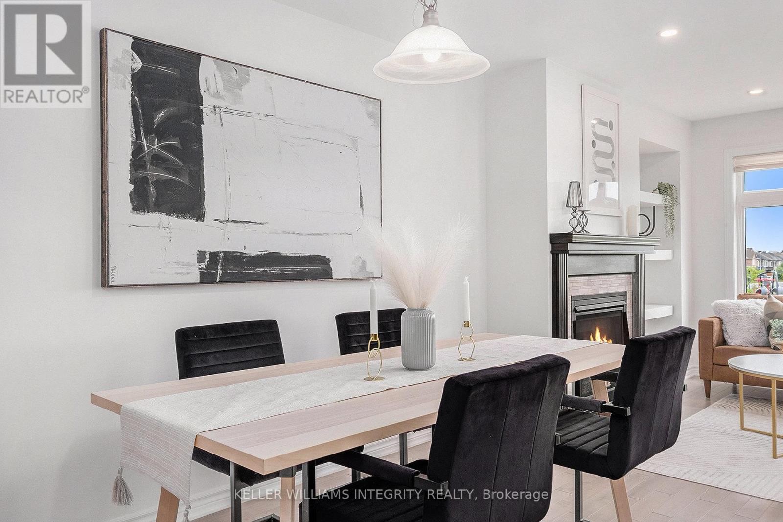












305 LIPIZZANER STREET

,
Ottawa,




Ontario
K2S0X8

