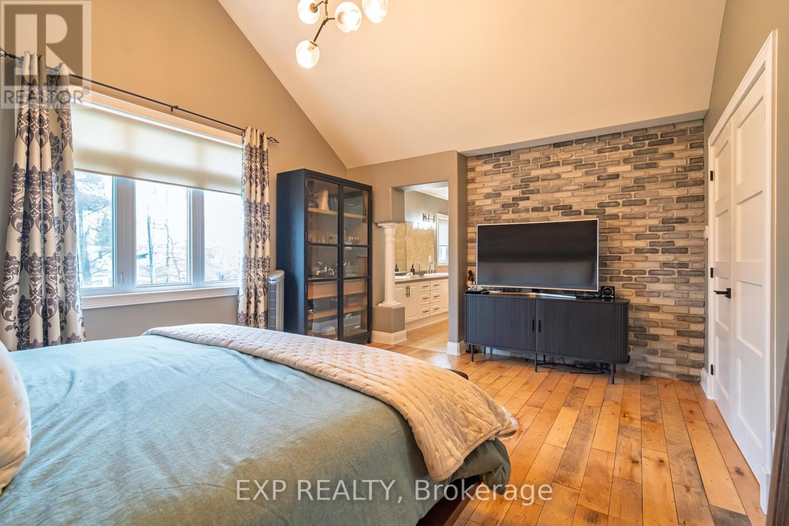 












1466 RHEA PLACE

,
Ottawa,




Ontario
K1V1H1

