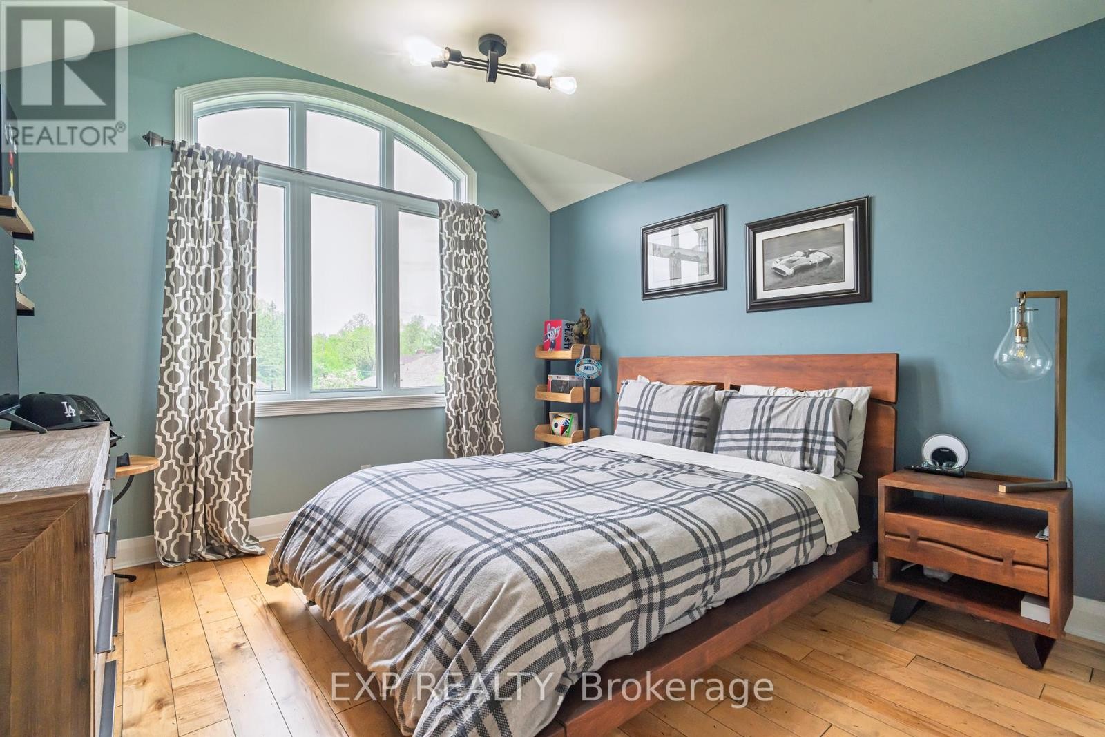 












1466 RHEA PLACE

,
Ottawa,




Ontario
K1V1H1

