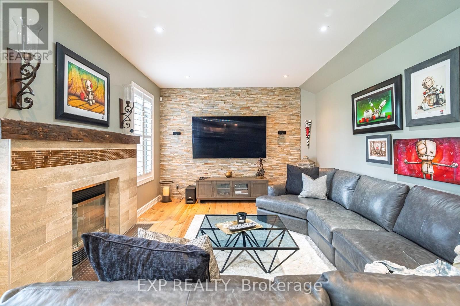 












1466 RHEA PLACE

,
Ottawa,




Ontario
K1V1H1

