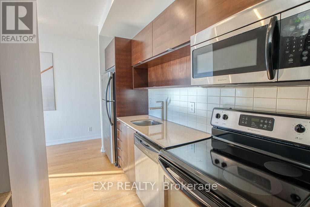 












2101 - 324 LAURIER AVENUE W

,
Ottawa,




Ontario
K1P0A4

