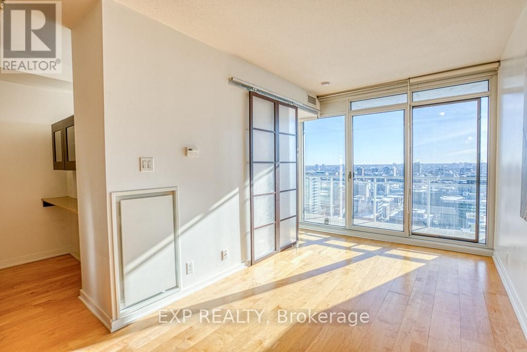 












2101 - 324 LAURIER AVENUE W

,
Ottawa,




Ontario
K1P0A4

