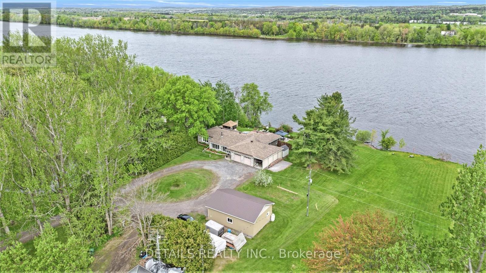 












899 CONCESSION ROAD

,
Alfred and Plantagenet,




Ontario
K0B1L0

