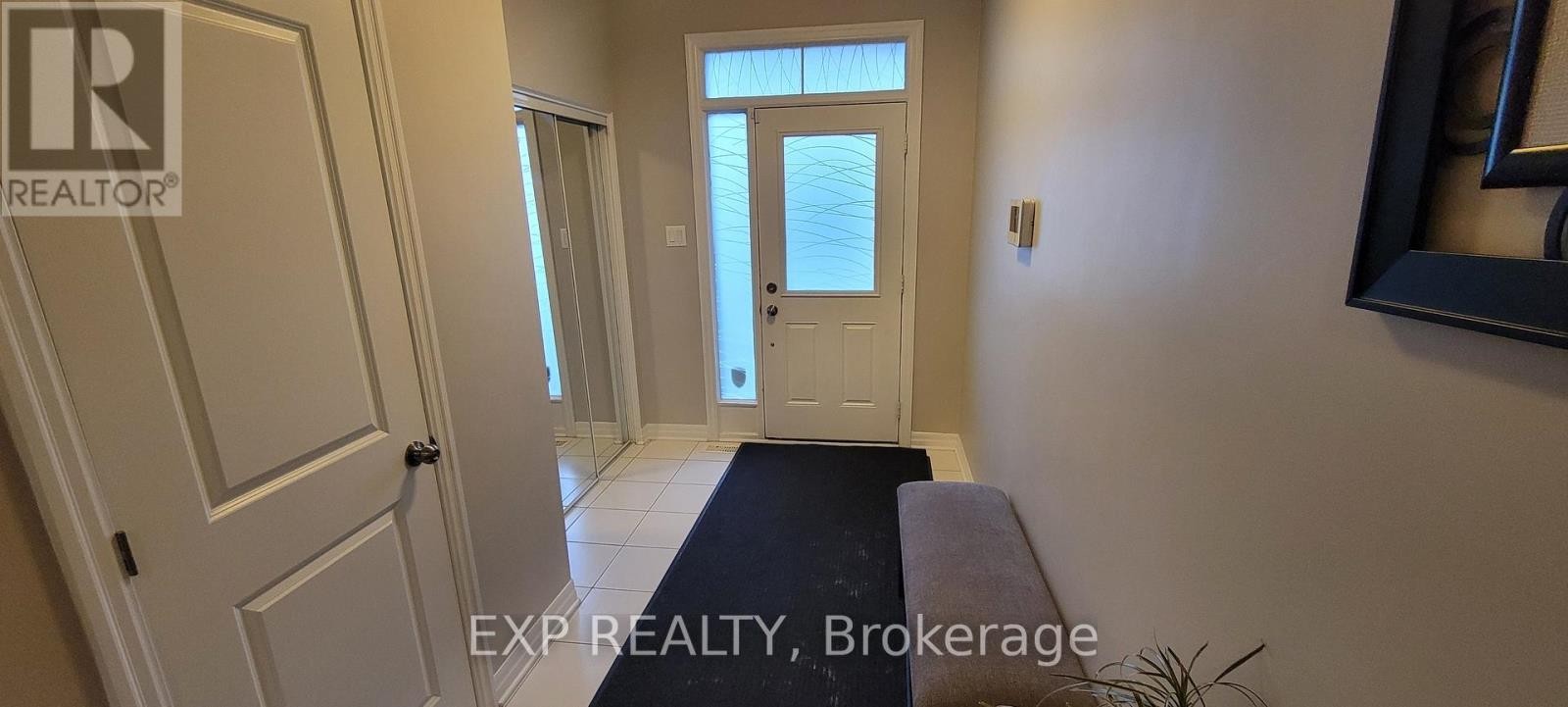 












647 SUNBURST STREET

,
Ottawa,




Ontario
K1T0L1

