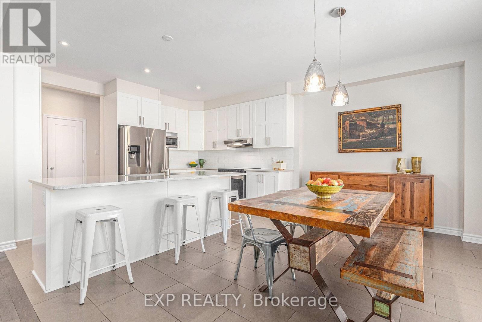 












304 LOCUST RIDGE

,
Ottawa,




Ontario
K1W0J3

