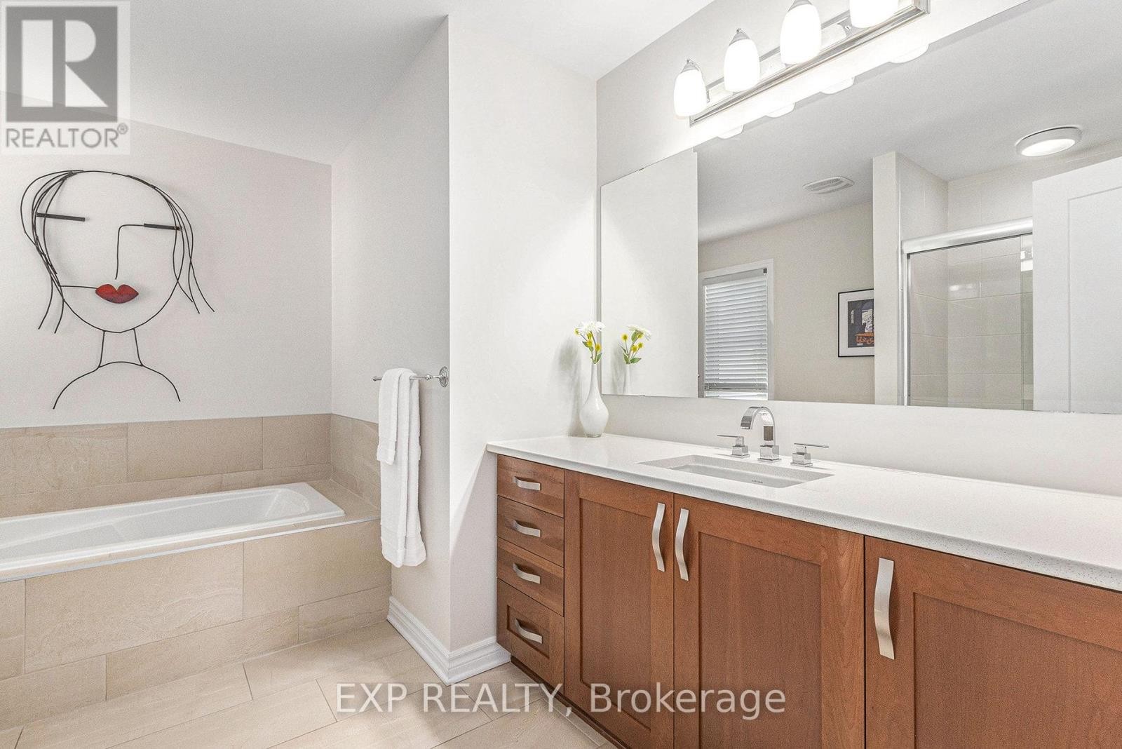 












304 LOCUST RIDGE

,
Ottawa,




Ontario
K1W0J3

