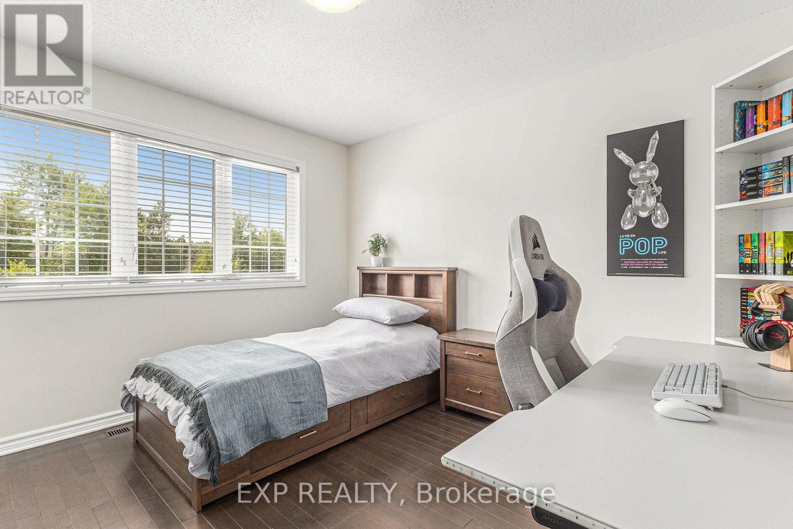 












304 LOCUST RIDGE

,
Ottawa,




Ontario
K1W0J3

