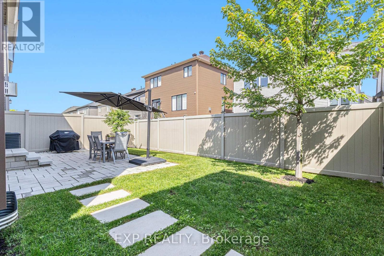 












304 LOCUST RIDGE

,
Ottawa,




Ontario
K1W0J3

