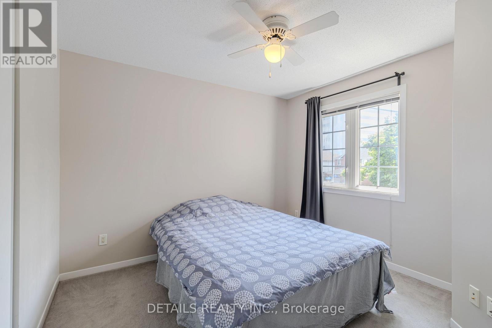 












64 SCOUT STREET

,
Ottawa,




Ontario
K2C4C4

