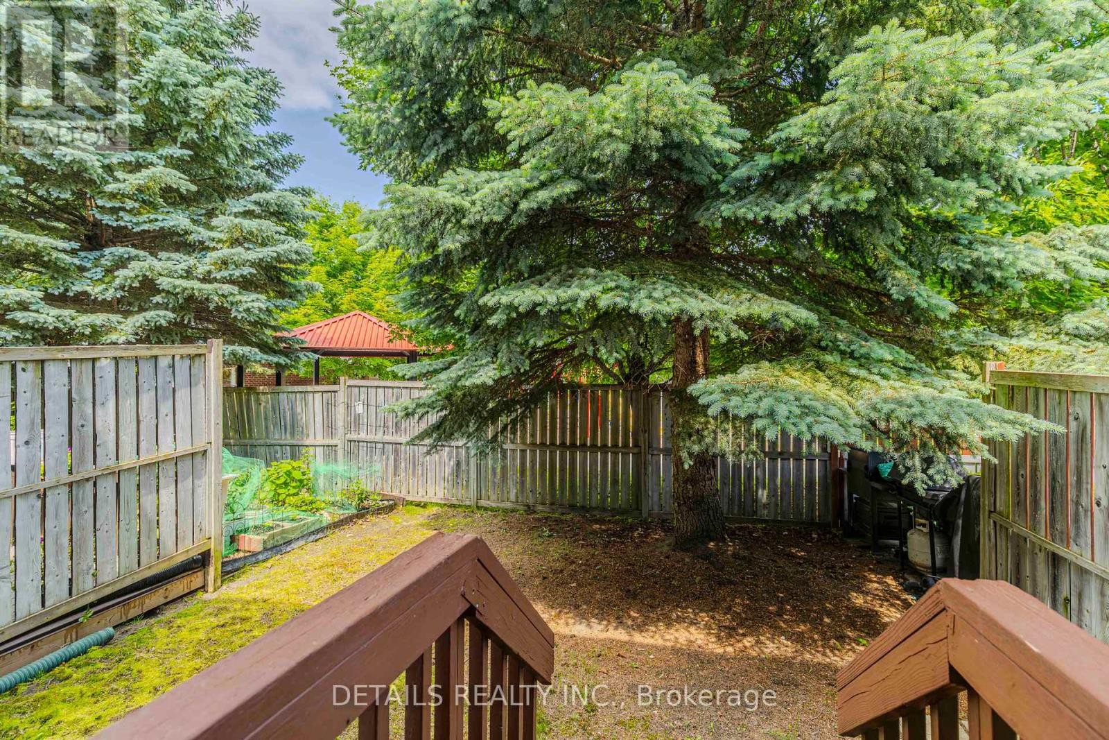 












64 SCOUT STREET

,
Ottawa,




Ontario
K2C4C4

