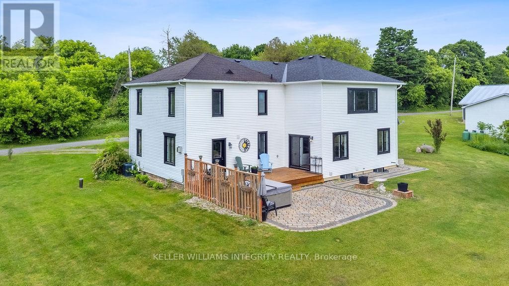 












980 BLACK ROAD

,
North Grenville,




Ontario
K0G1T0

