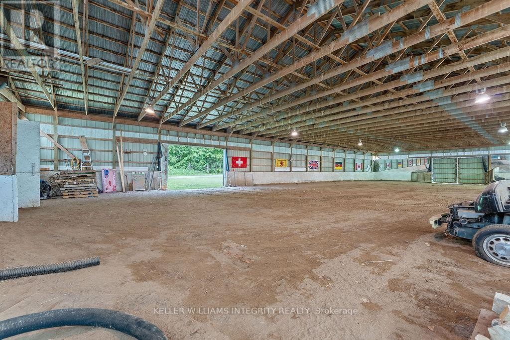 












980 BLACK ROAD

,
North Grenville,




Ontario
K0G1T0


