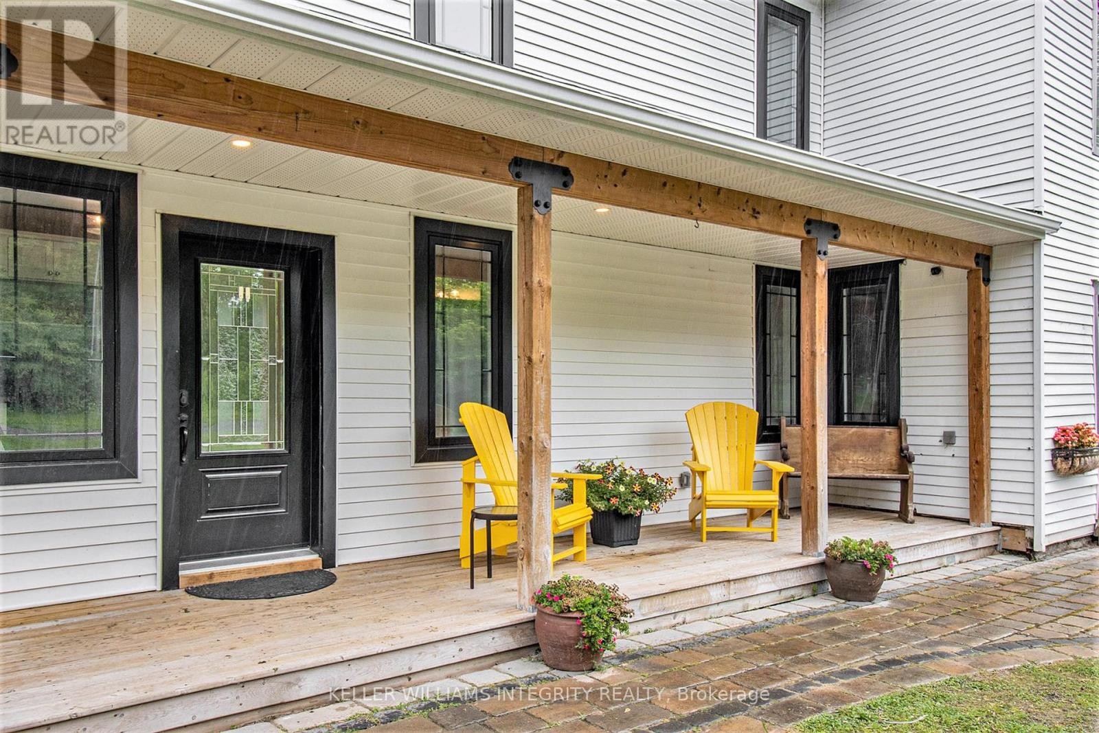 












980 BLACK ROAD

,
North Grenville,




Ontario
K0G1T0

