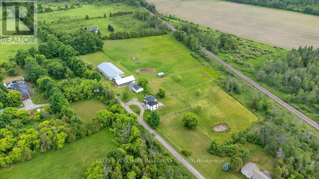 












980 BLACK ROAD

,
North Grenville,




Ontario
K0G1T0

