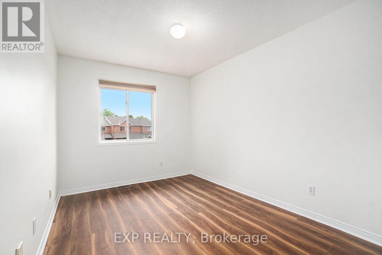 












1666 GREYWOOD DRIVE

,
Ottawa,




Ontario
K1C4W3


