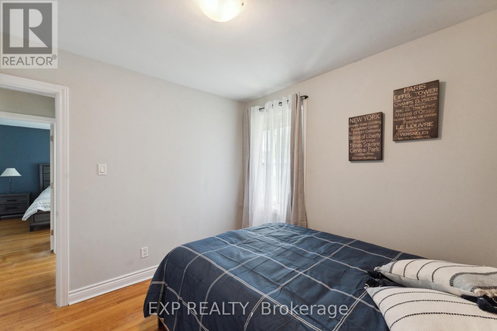 












1416 FISHER AVENUE

,
Ottawa,




Ontario
K2C1X2


