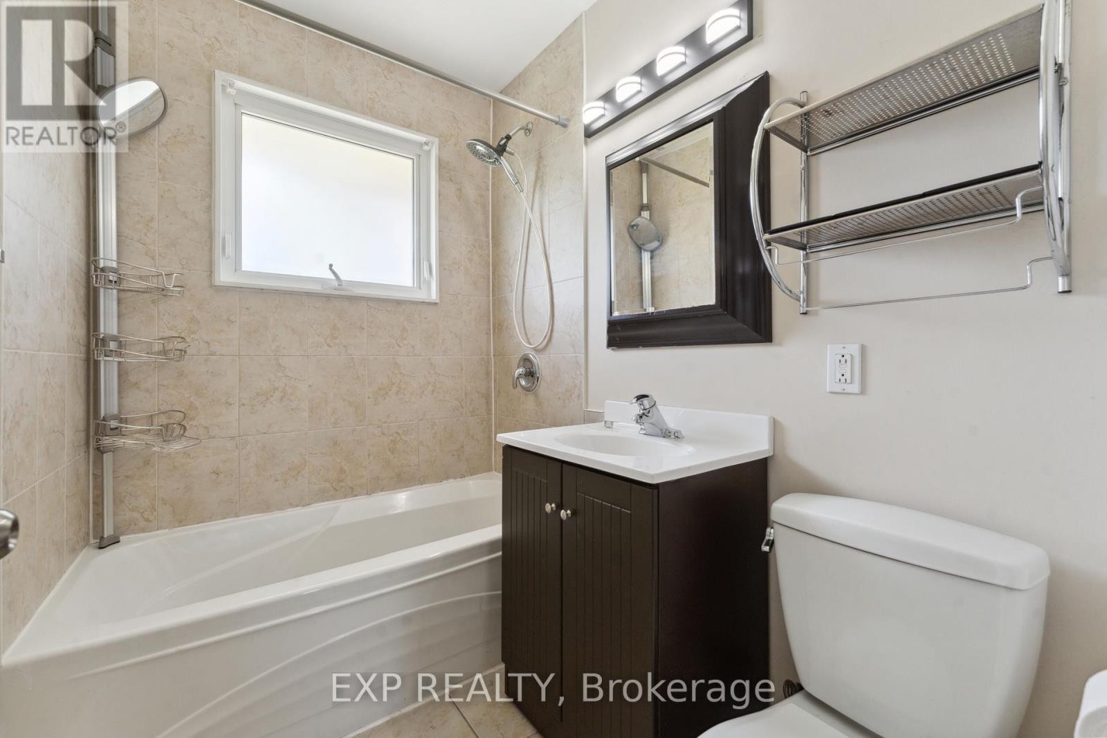 












1416 FISHER AVENUE

,
Ottawa,




Ontario
K2C1X2

