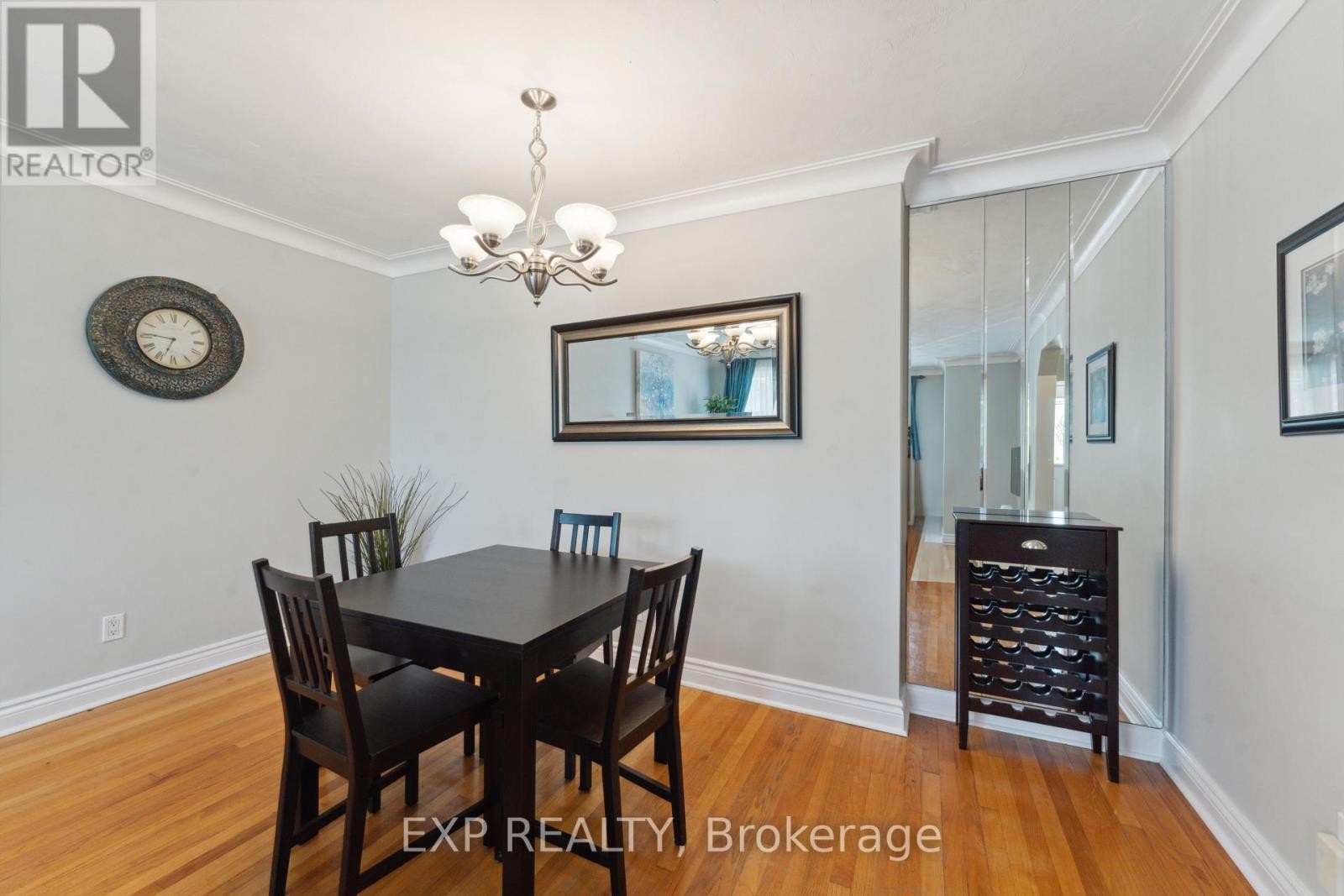 












1416 FISHER AVENUE

,
Ottawa,




Ontario
K2C1X2

