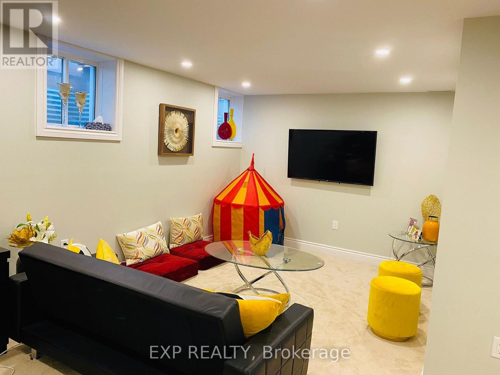 












1857 MAPLE GROVE ROAD N

,
Ottawa,




Ontario
K2V0A2

