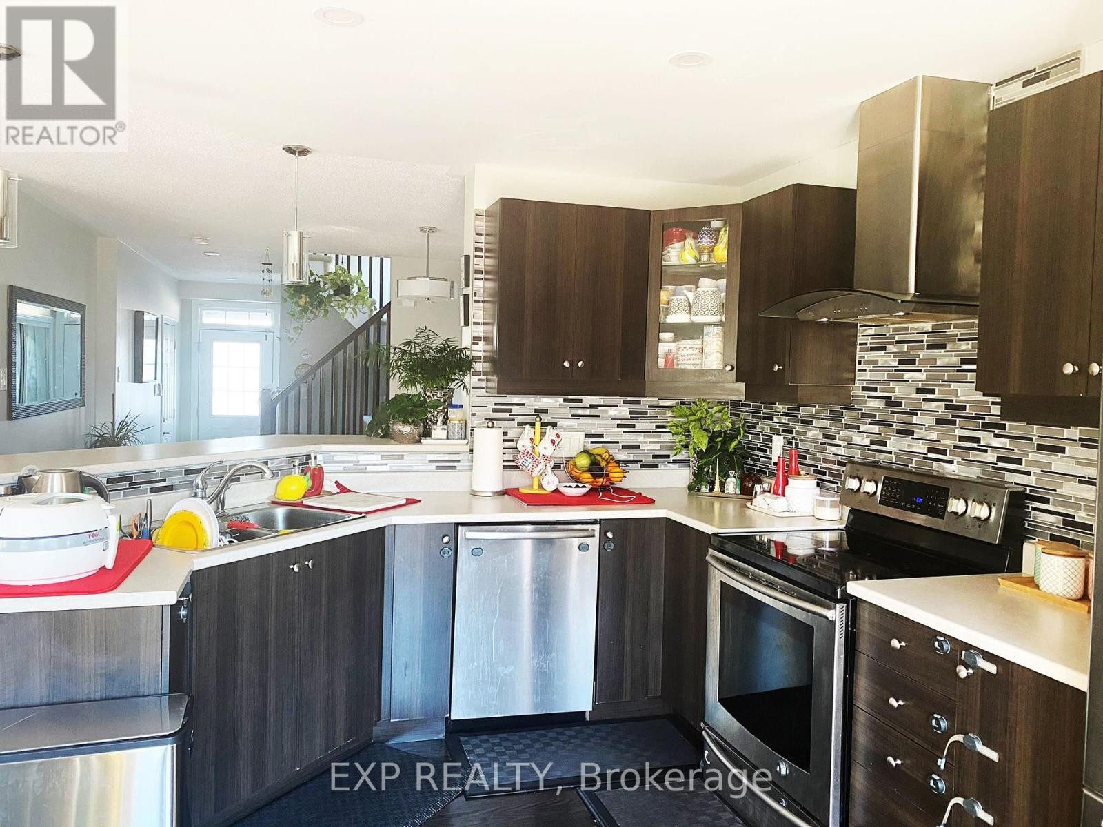 












1857 MAPLE GROVE ROAD N

,
Ottawa,




Ontario
K2V0A2

