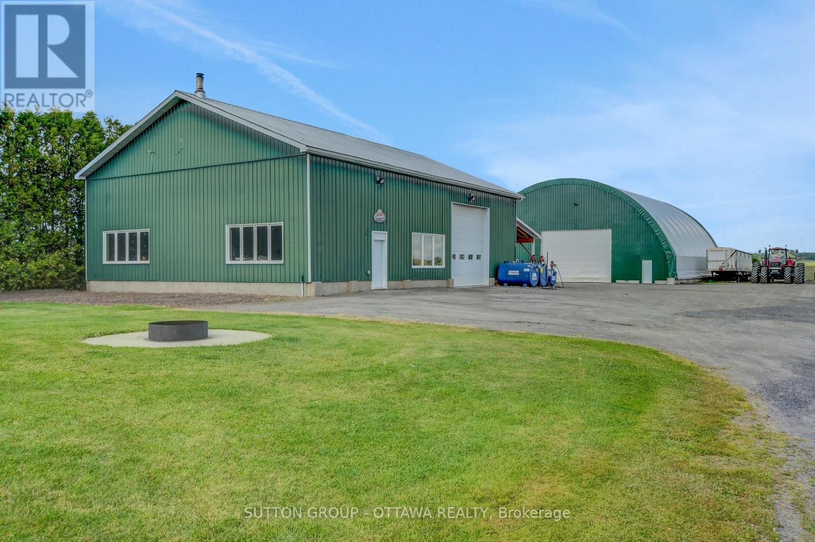 












1887 CHAMPLAIN STREET

,
Clarence-Rockland,




Ontario
K0A1N0

