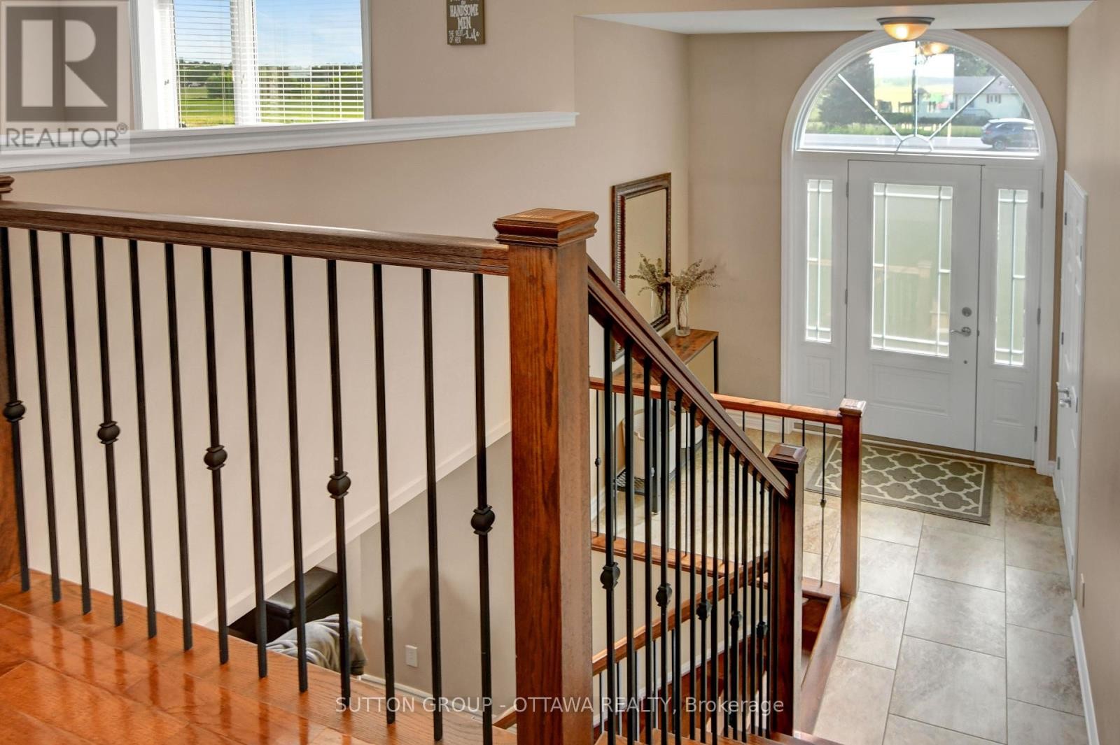 












1887 CHAMPLAIN STREET

,
Clarence-Rockland,




Ontario
K0A1N0


