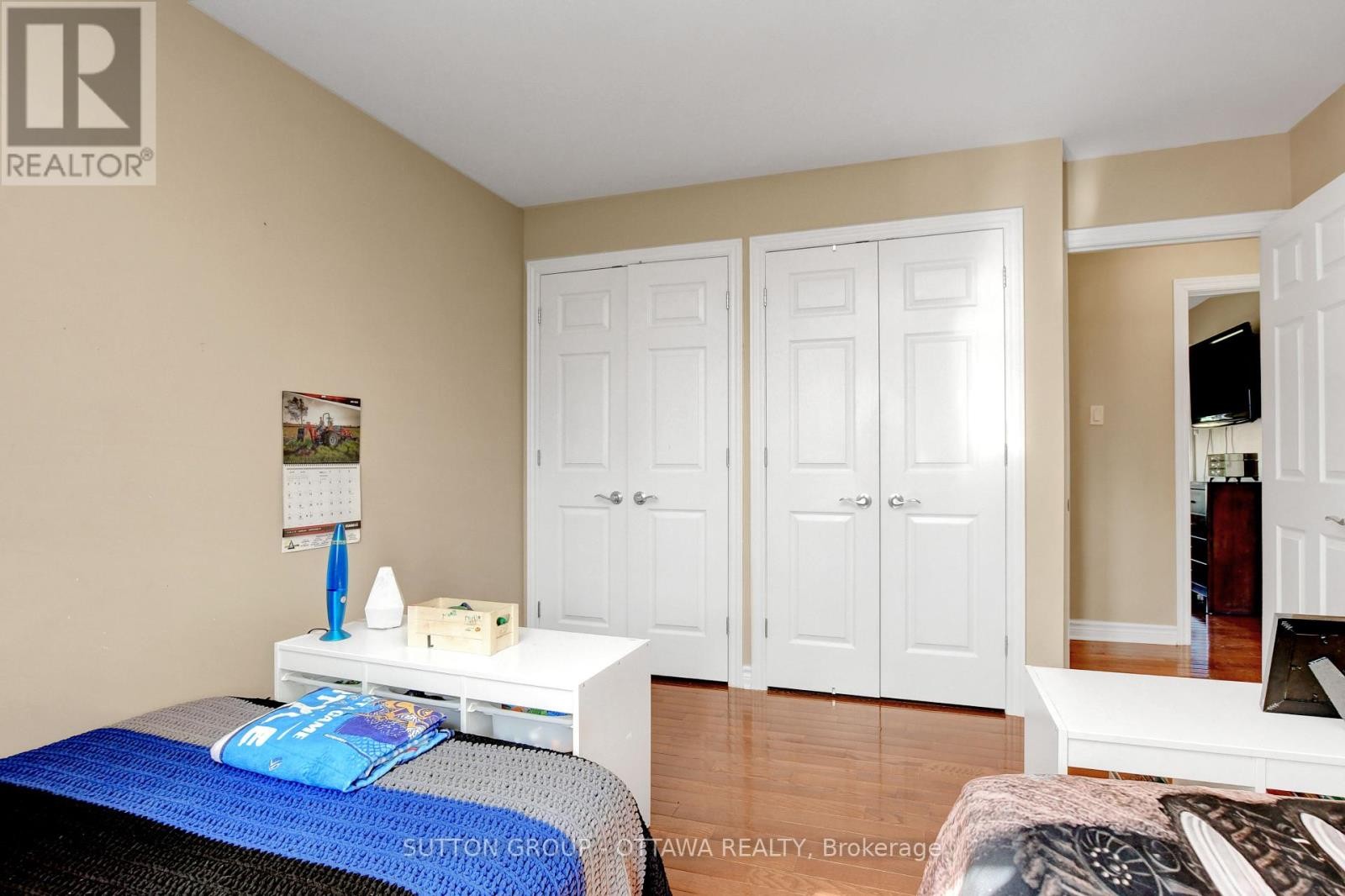 












1887 CHAMPLAIN STREET

,
Clarence-Rockland,




Ontario
K0A1N0

