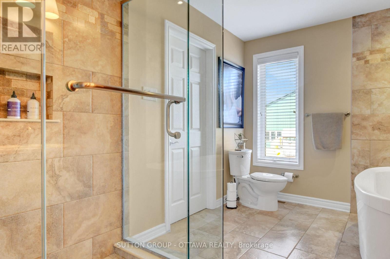 












1887 CHAMPLAIN STREET

,
Clarence-Rockland,




Ontario
K0A1N0

