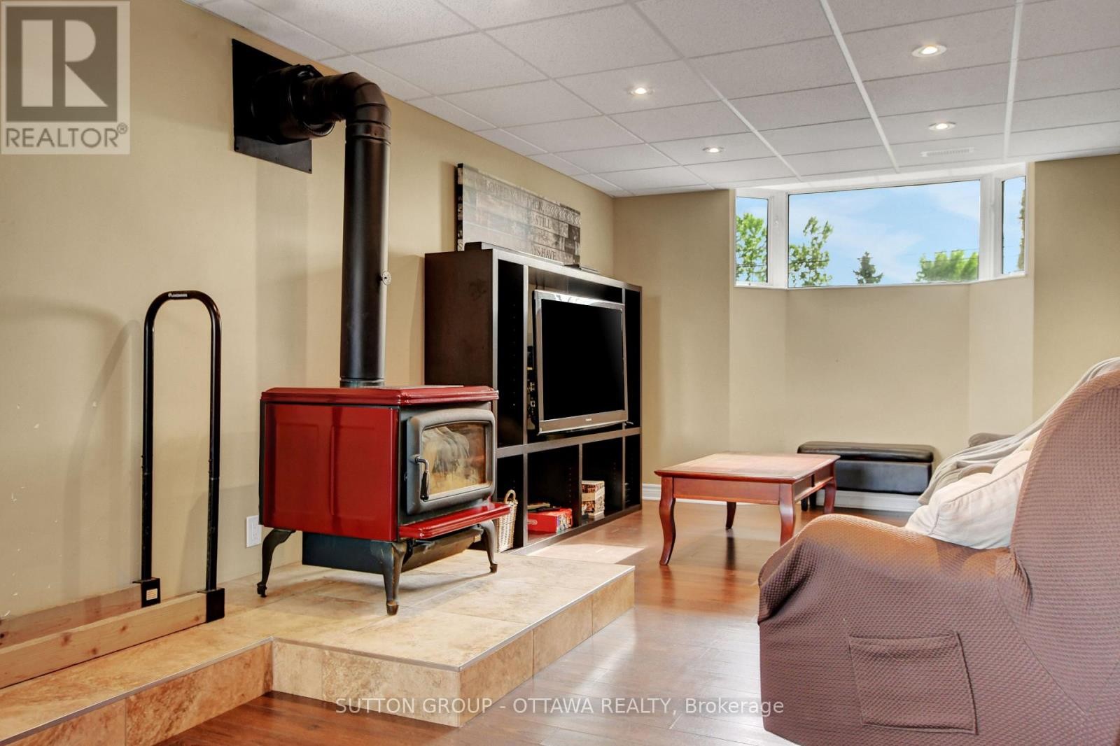 












1887 CHAMPLAIN STREET

,
Clarence-Rockland,




Ontario
K0A1N0

