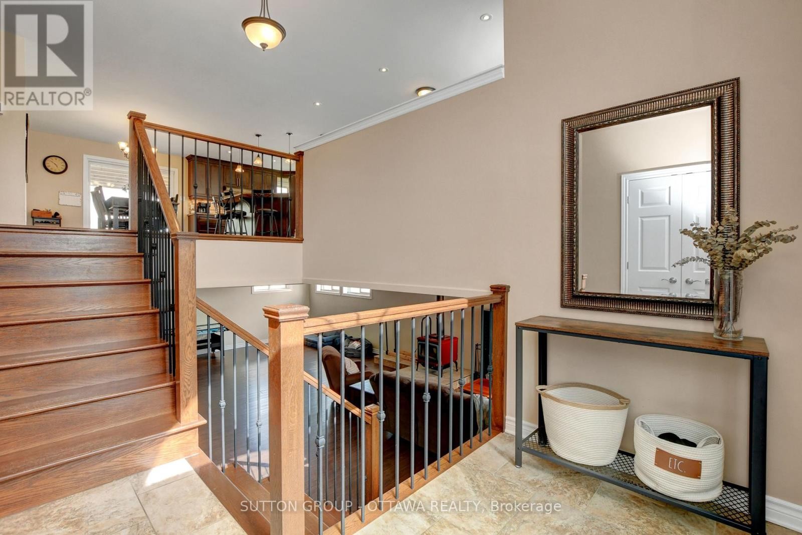 












1887 CHAMPLAIN STREET

,
Clarence-Rockland,




Ontario
K0A1N0

